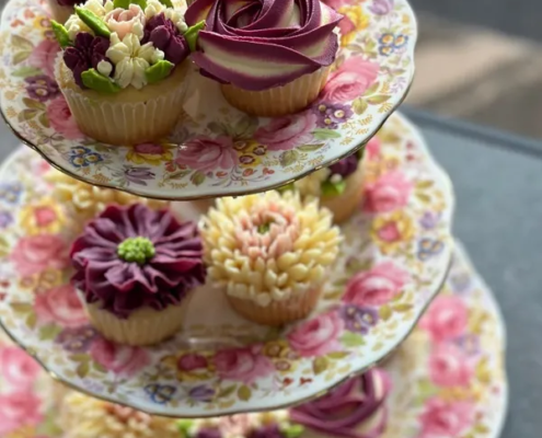 Cake stand hire